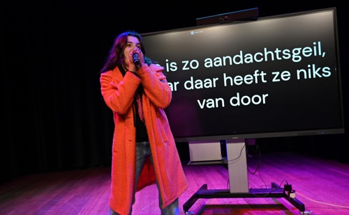 206