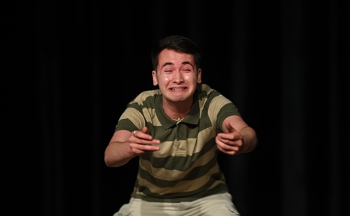 427